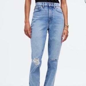 Madewell The Curvy Perfect Vintage Jeans Blue Distressed Size 31 Taper Leg